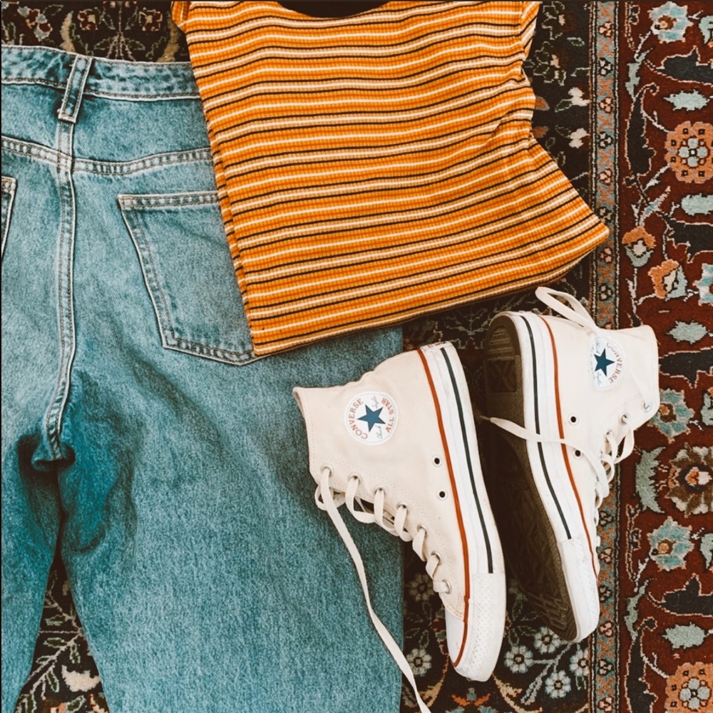 ❤️ Universal Thread Light wash High waisted Jeans